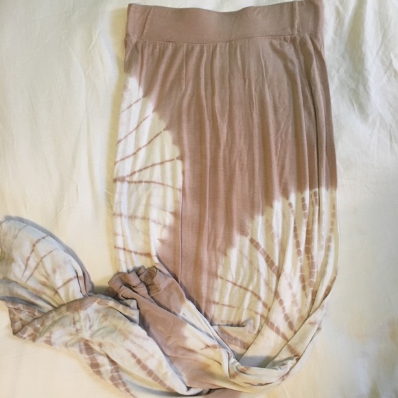 Lapis Dresses & Skirts - Maxi Skirt Lapis Dresses & Skirts - Maxi Skirt